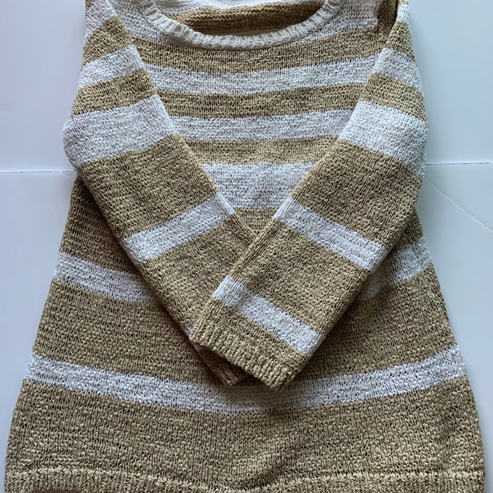 Sweater - Picture 2 of 2